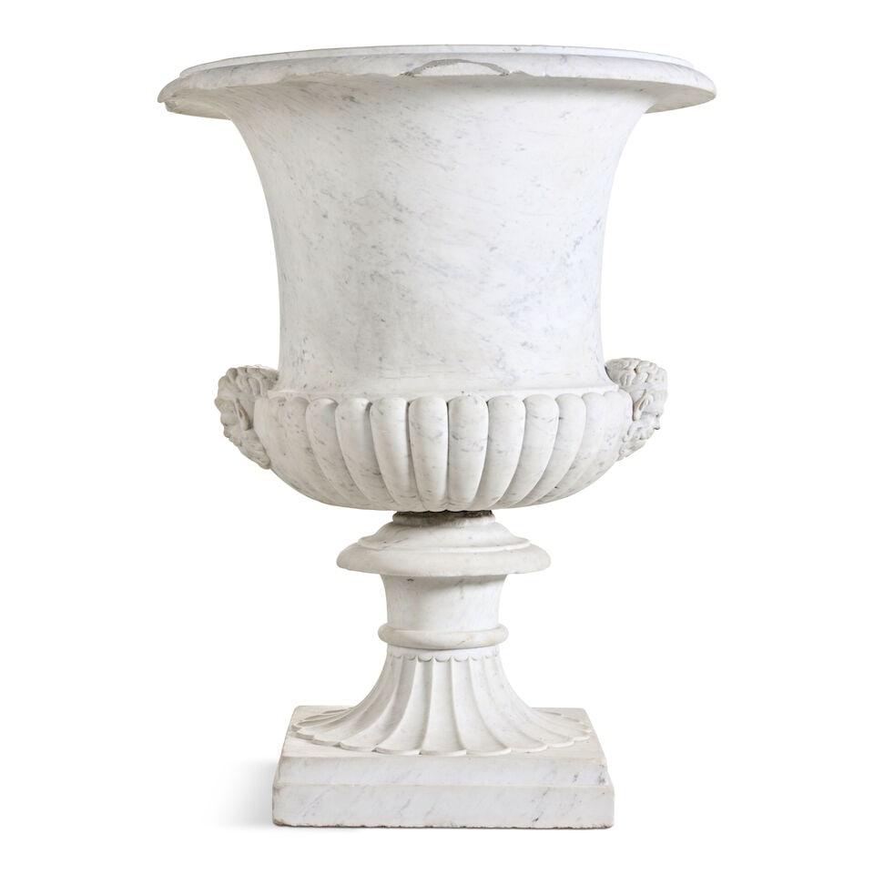 A large pair of white marble campana urns 19th century (2) - 3