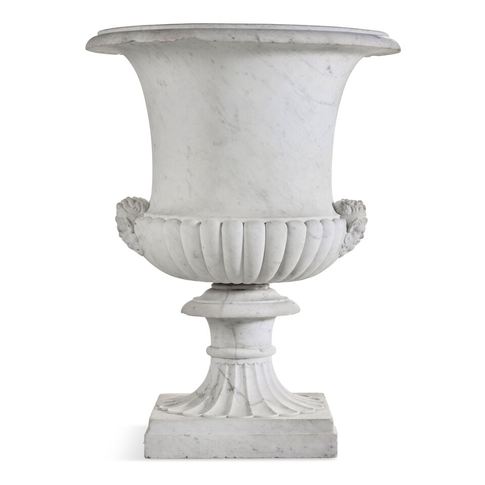 A large pair of white marble campana urns 19th century (2) - 4