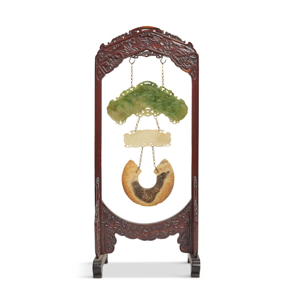 A three-tier jade hanging chime 18th/19th century - 2