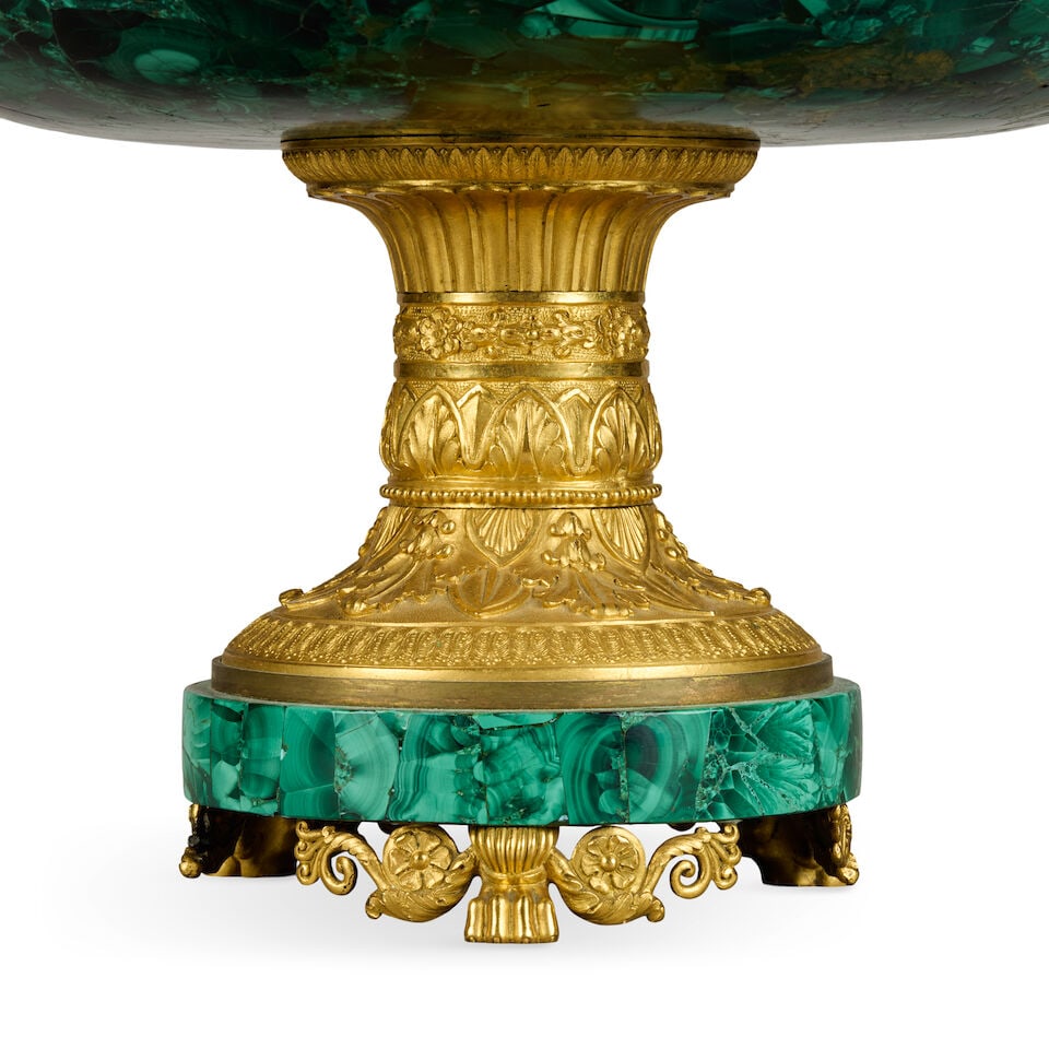 A fine Charles X ormolu and malachite tazza Early 19th century, possibly Russian - 3