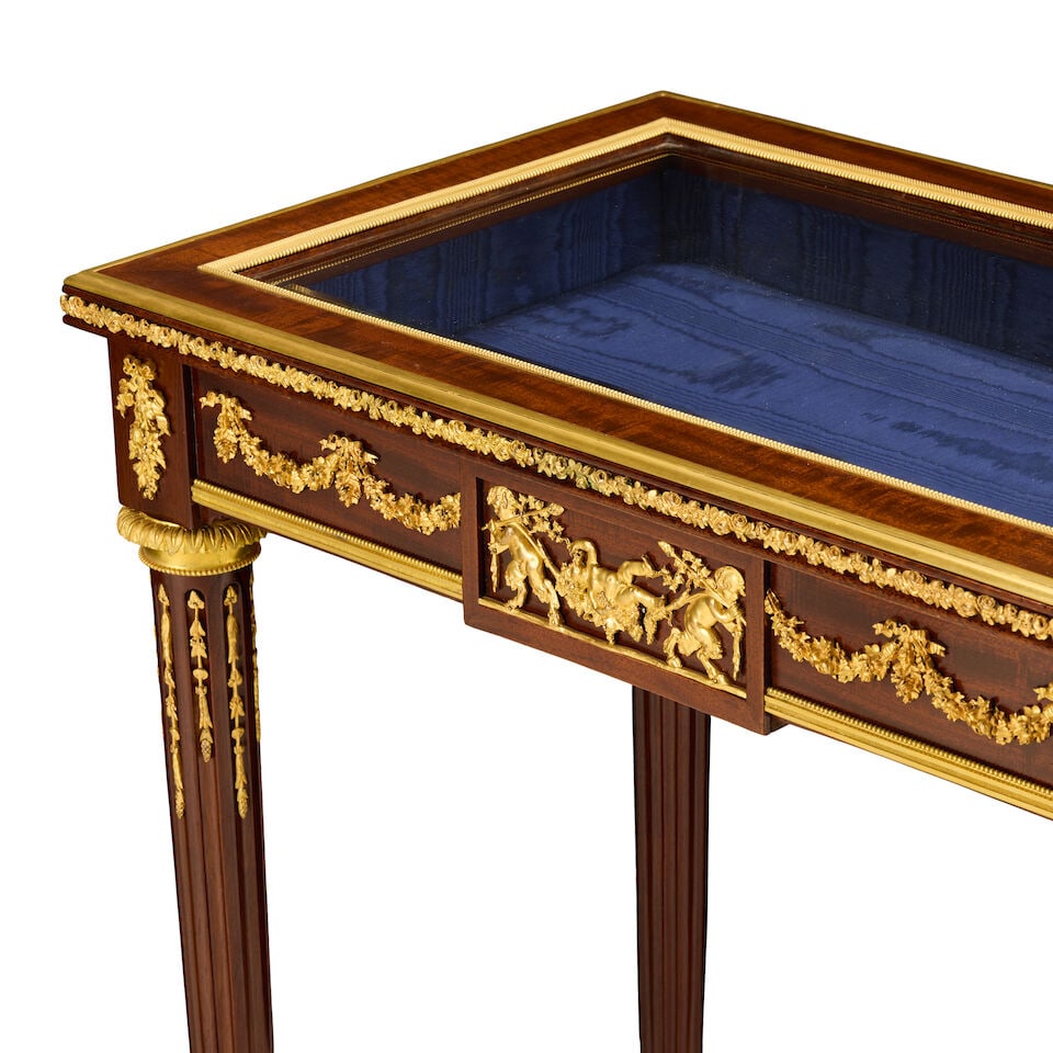 A French mahogany and gilt bronze mounted bijouterie tableFirst half 20th century in the Louis X... - 2