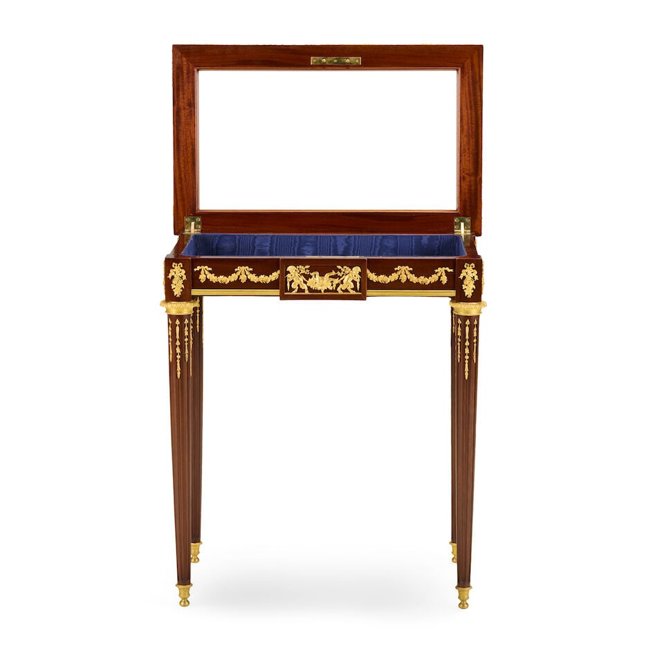 A French mahogany and gilt bronze mounted bijouterie tableFirst half 20th century in the Louis X... - 5