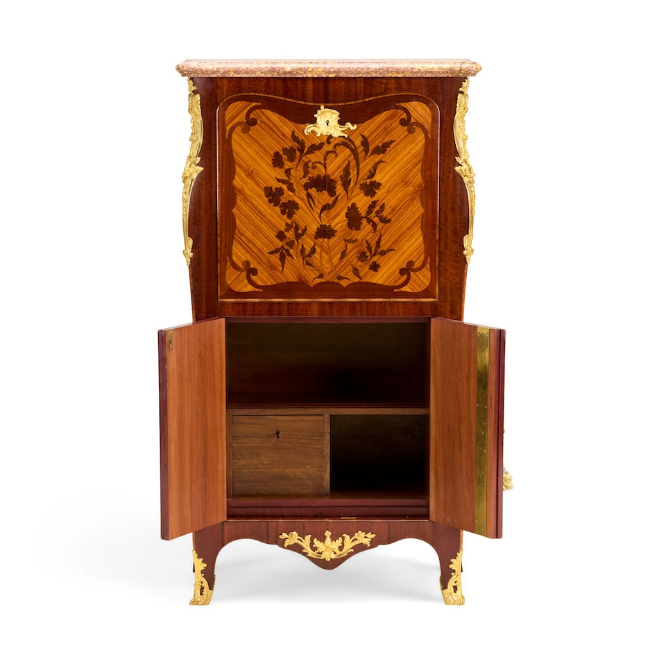 A French tulipwood, purplewood, floral marquetry and gilt bronze mounted secretaire à abatt... - 7