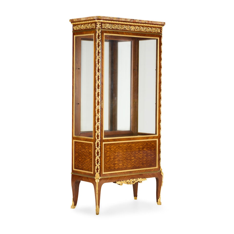 A French kingwood, parquetry and gilt bronze mounted vitrine in the Louis XVI styleLate 19th / e... - 3