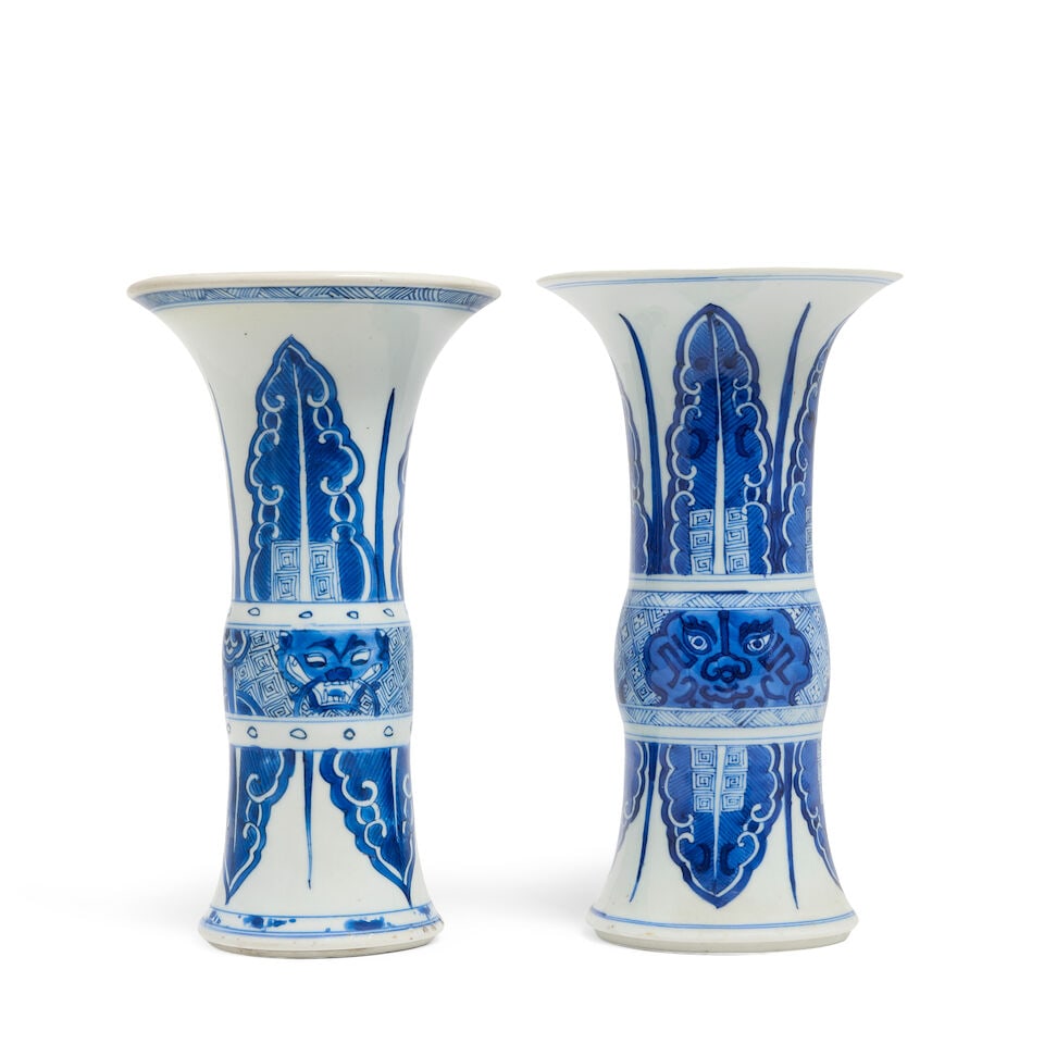 A matched pair of Chinese blue and white vases, Gu Kangxi (2) (1 of 2)