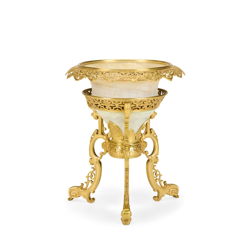 A French alabaster and gilt bronze mounted jardinièreLate 19th century in the 'Japonisme' s... (1 of 6)