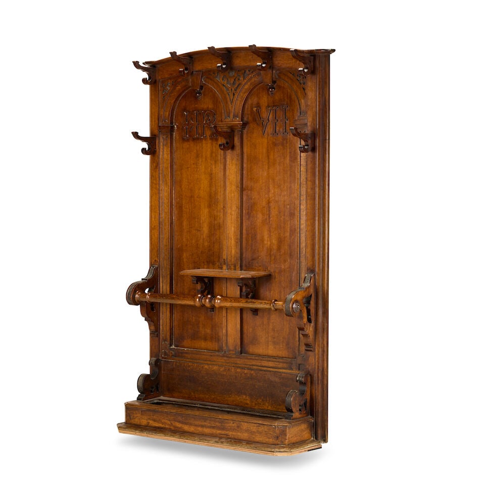 A Victorian carved oak country house hall standLate 19th century - 2