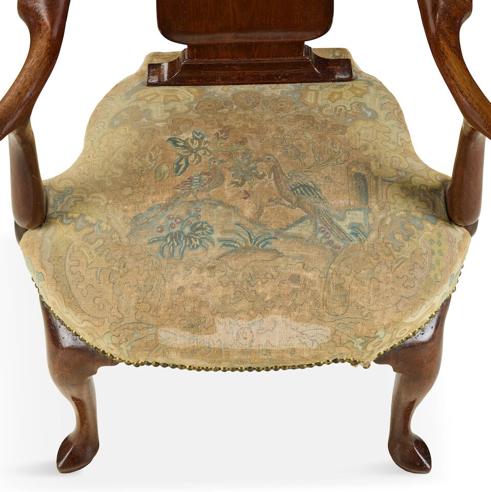 A fine George I walnut armchairEarly 18th century - 2