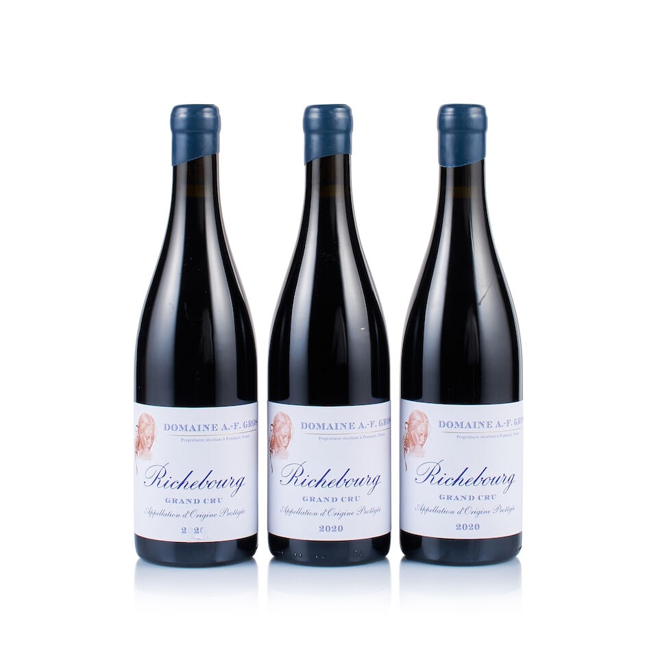 Domaine A.-F. Gros, Richebourg Grand Cru, 2020 (3 x 750ml): Domaine A.-F. Gros, Richebourg Grand Cru, 2020 (3 x 750ml) Region: Burgundy Fill Level: good Capsule: blue wax - ok Cork: ok Label: 1x scratched at the bottom, 2x good appearance Packaging: neutral ca