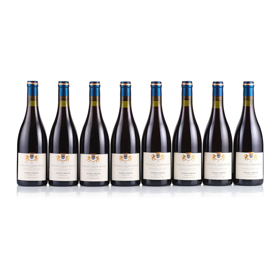 Thibault Liger-Belair, Aloxe-Corton 1er Cru, La Toppe au Vert, 2013 & 2014 (8 x 750ml): Thibault Liger-Belair, Aloxe-Corton 1er Cru, La Toppe au Vert, 2013 (4 x 750ml) Region: Burgundy Fill Level: good Capsule: ok Cork: ok Label: 1x excellent appearance, 3x slightly marked Thibault
