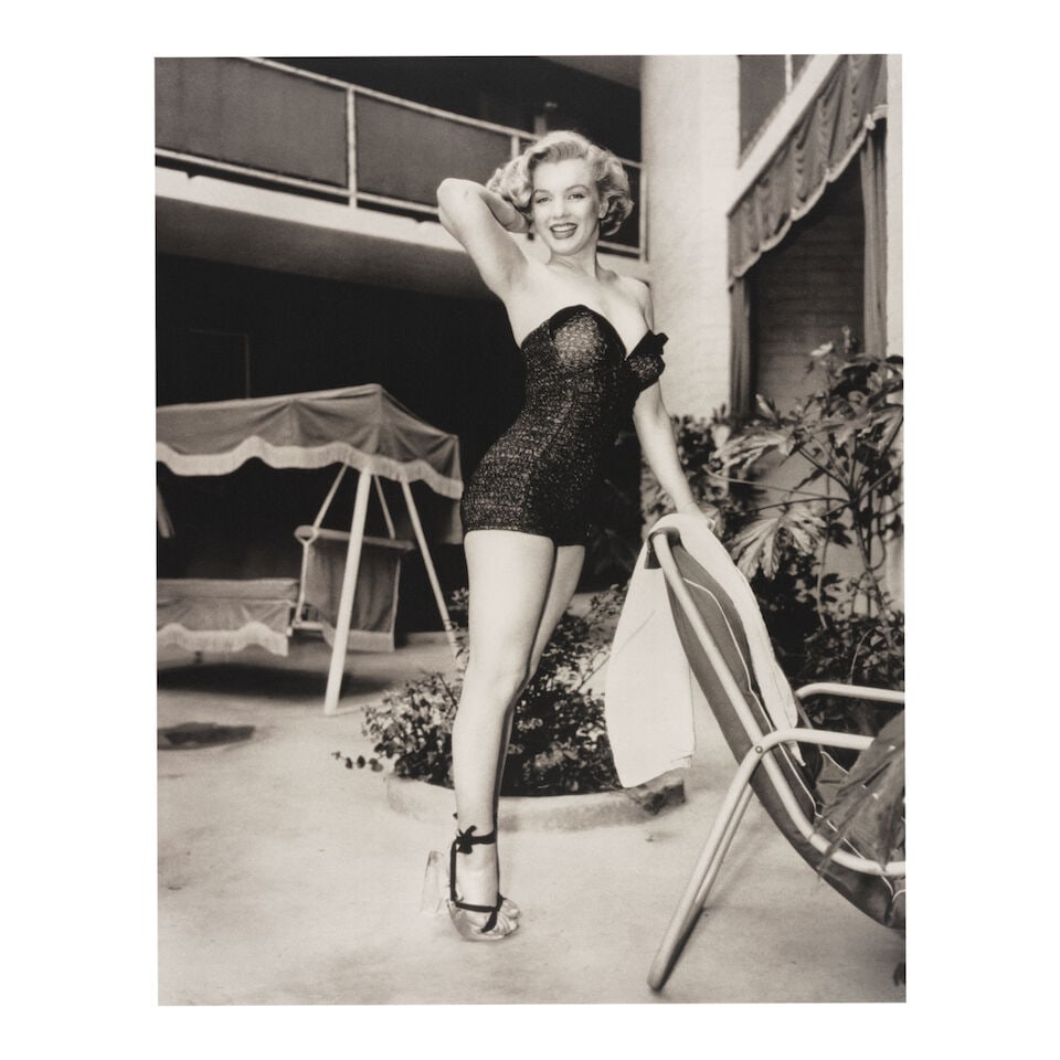 Frank Worth (1923-2000); Marilyn Monroe: Platinum Photography by Frank Worth (Portfolio); - 9