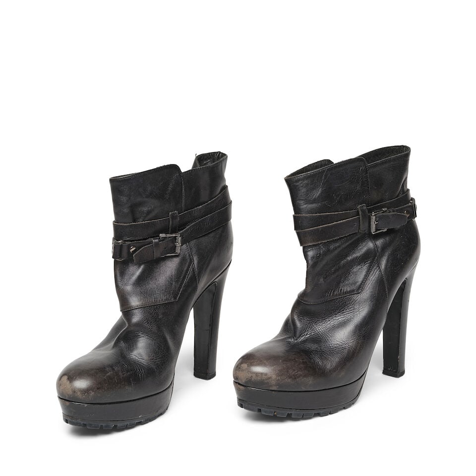 A PAIR OF BELSTAFF BLACK LEATHER ANKLE BOOTS: A PAIR OF BELSTAFF BLACK LEATHER ANKLE BOOTS Marked size 41. Footnotes: Worn to the Golden Camera Awards in Berlin on 01 February 2014. and to the Goldene Kamera event at the Hanger Airport Tempelhof