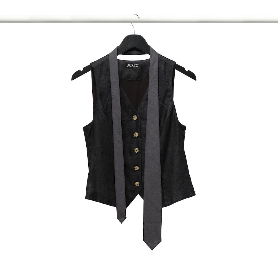 A GROUP OF J.CREW CLOTHING - 11