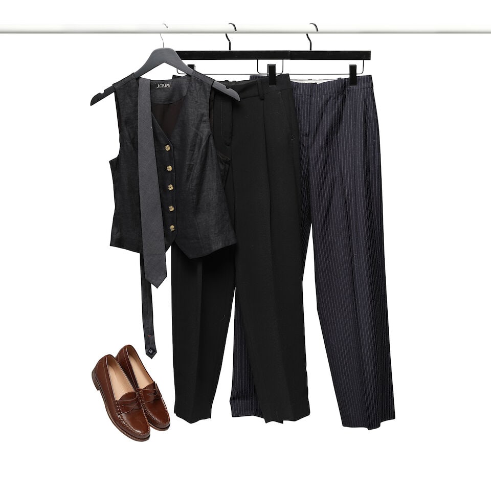 A GROUP OF J.CREW CLOTHING - 2