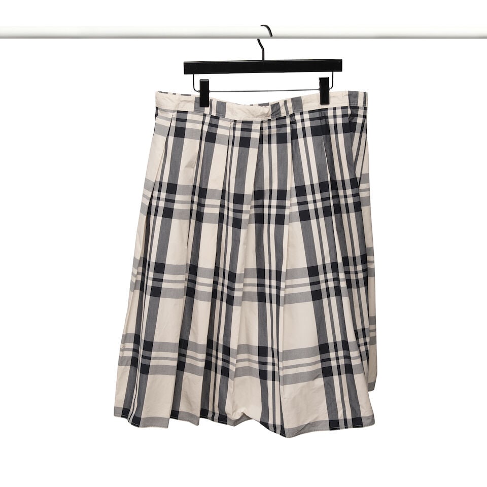 A PAUL HARNDEN SHOEMAKERS WHITE LINEN JACKET AND A SOFIE D'HOORE PLAID COTTONE MIDI SKIRT - 3