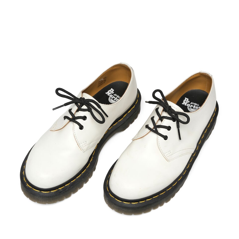 A PAIR OF DOC MARTIN WHITE LEATHER 1461 BEX OXFORDS: A PAIR OF DOC MARTIN WHITE LEATHER 1461 BEX OXFORDS Marked size 9. This lot is subject to the following lot symbols: ¤ ¤ Unless indicated by the ¤ symbol next to the lot number (or