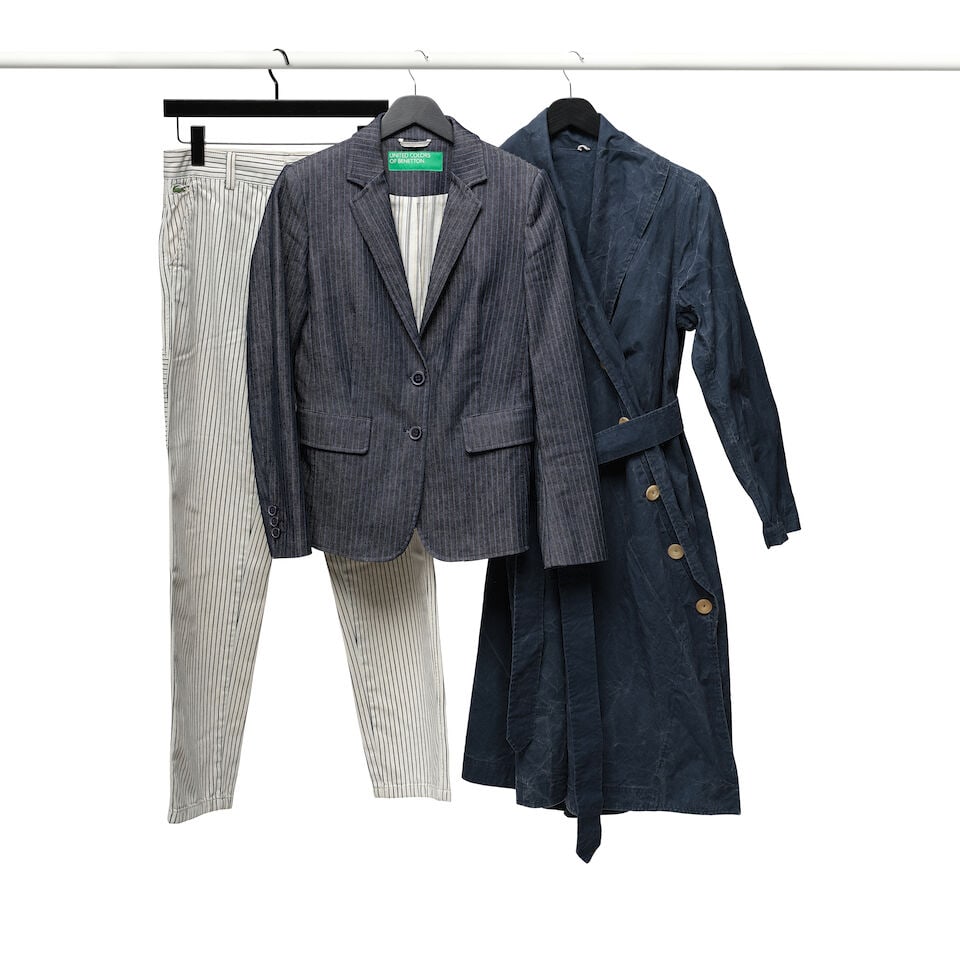 A GROUP OF NAVY CLOTHING - 5