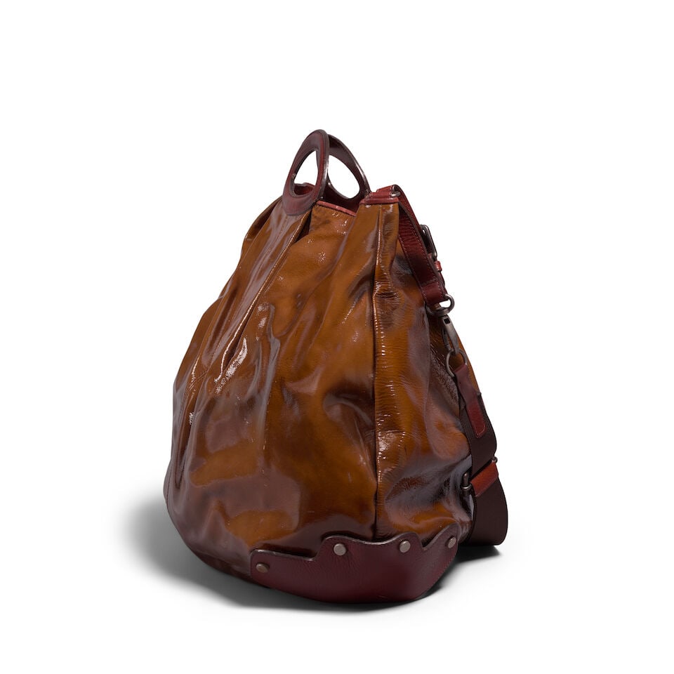 A MARNI BROWN PATENT LEATHER BAG - 2