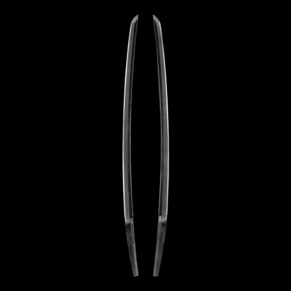YAMATO TEGAI LINEAGE A Jūyō-Ranked Katana with Mounts with Gotō-School Fittings N...: YAMATO TEGAI LINEAGE A Jūyō-Ranked Katana with Mounts with Gotō-School Fittings Nanbokuchō period (1333-1392), 14th century Sugata (configuration): honzukuri, iorimune, chū-gi