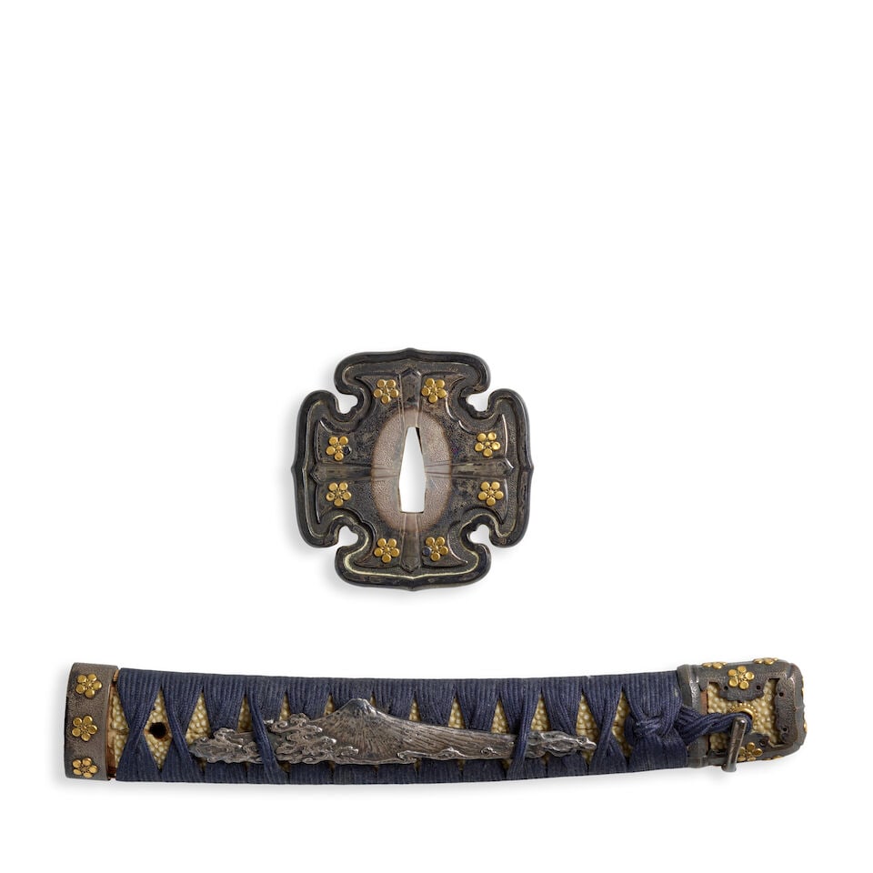 BIZEN KIYOMITSU LINEAGE (ACTIVE CIRCA 1530-1560) A Bizen Katana in Tachi Mounts Muromachi period... - 4
