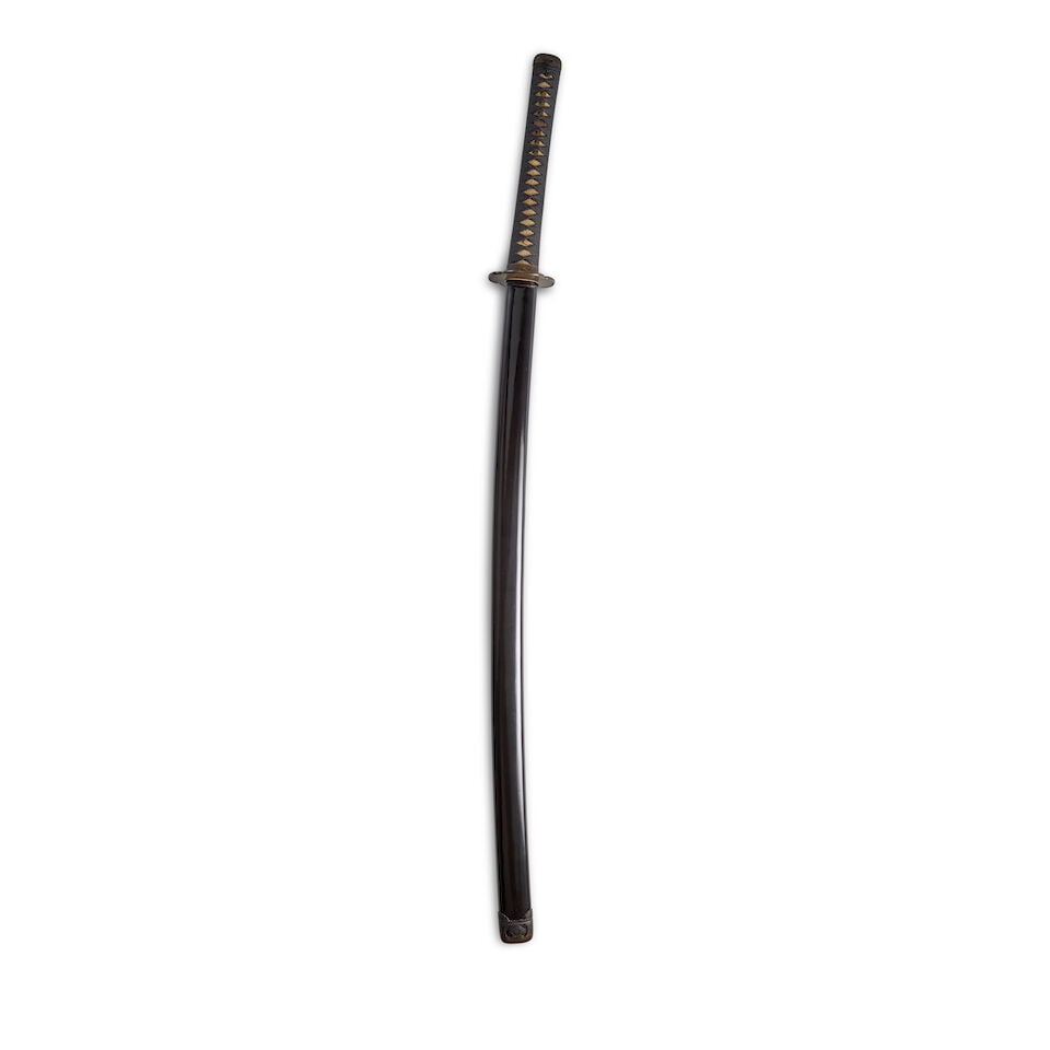 BIZEN NAGAHIRO (ACTIVE CIRCA 1865-1868) A Long Bizen Katana with Mounts Edo period (1615-1868), ... - 2