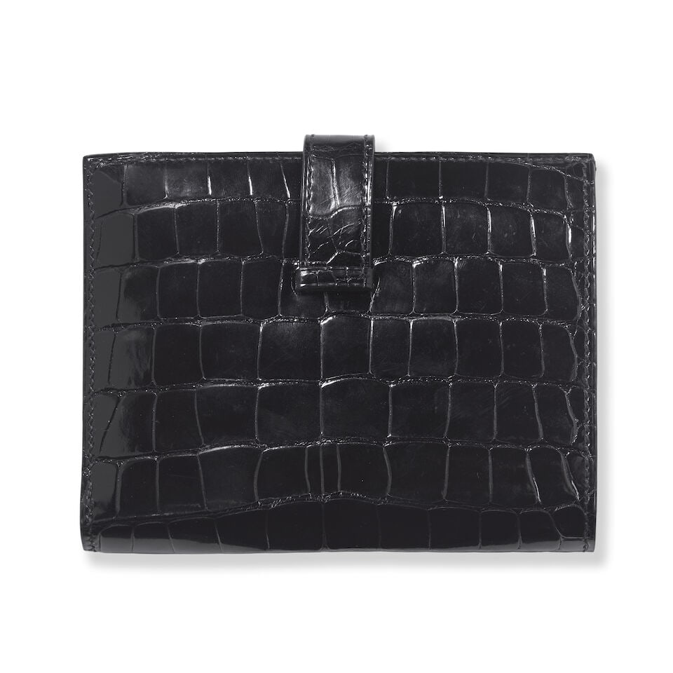 Hermès: a Shiny Black Alligator Bearn Compact Wallet 2018 (includes box) - 2