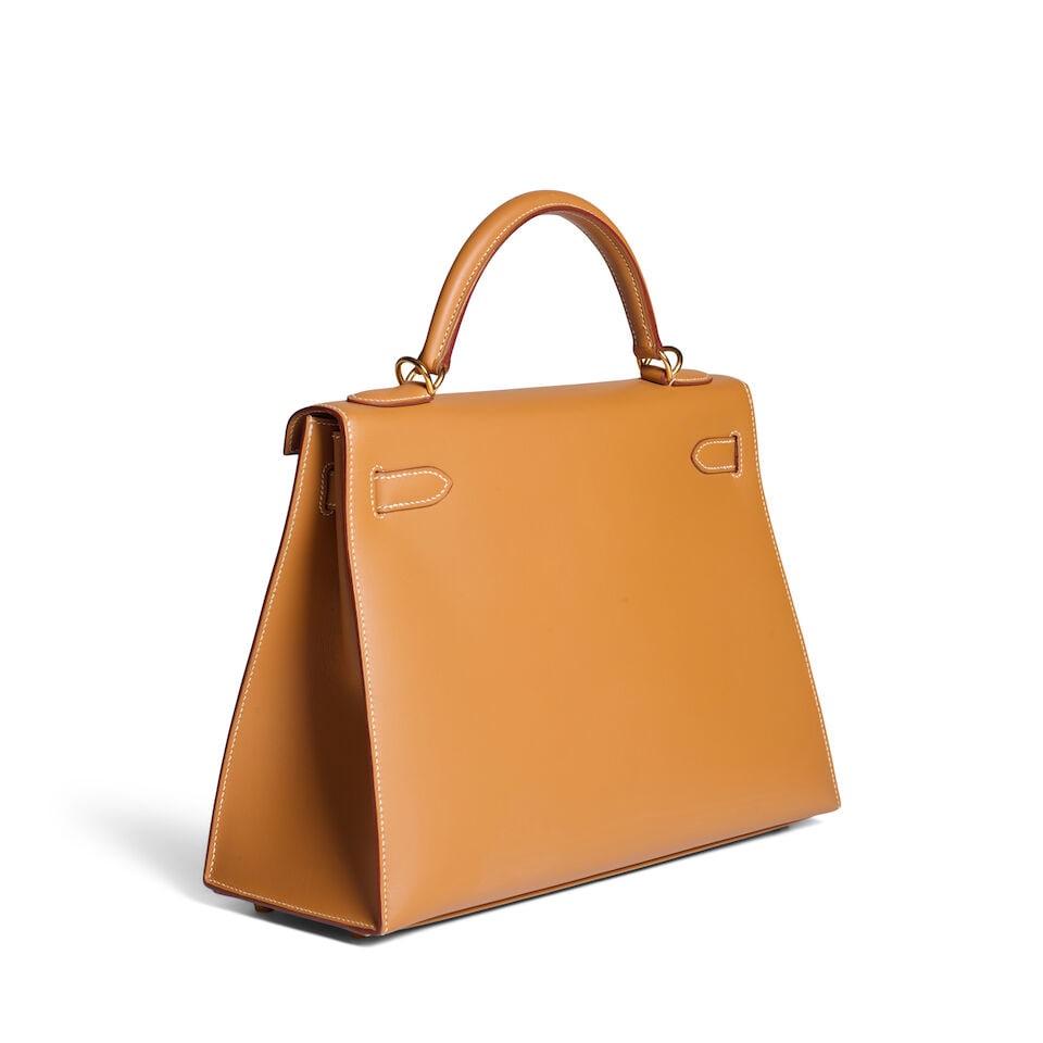 HERMÈS: GOLD CHAMONIX LEATHER KELLY II SELLIER 32 2000 - 2