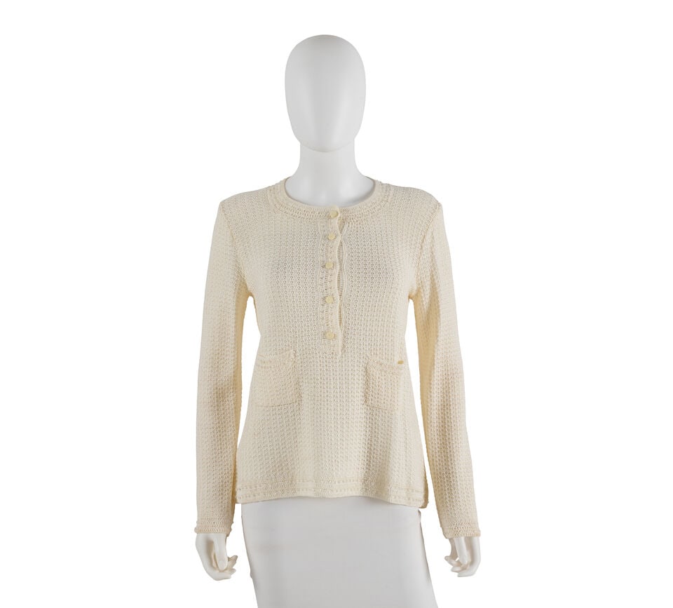 CHANEL: WHITE KNIT BEADED TOP Spring 2002 (1 of 3)