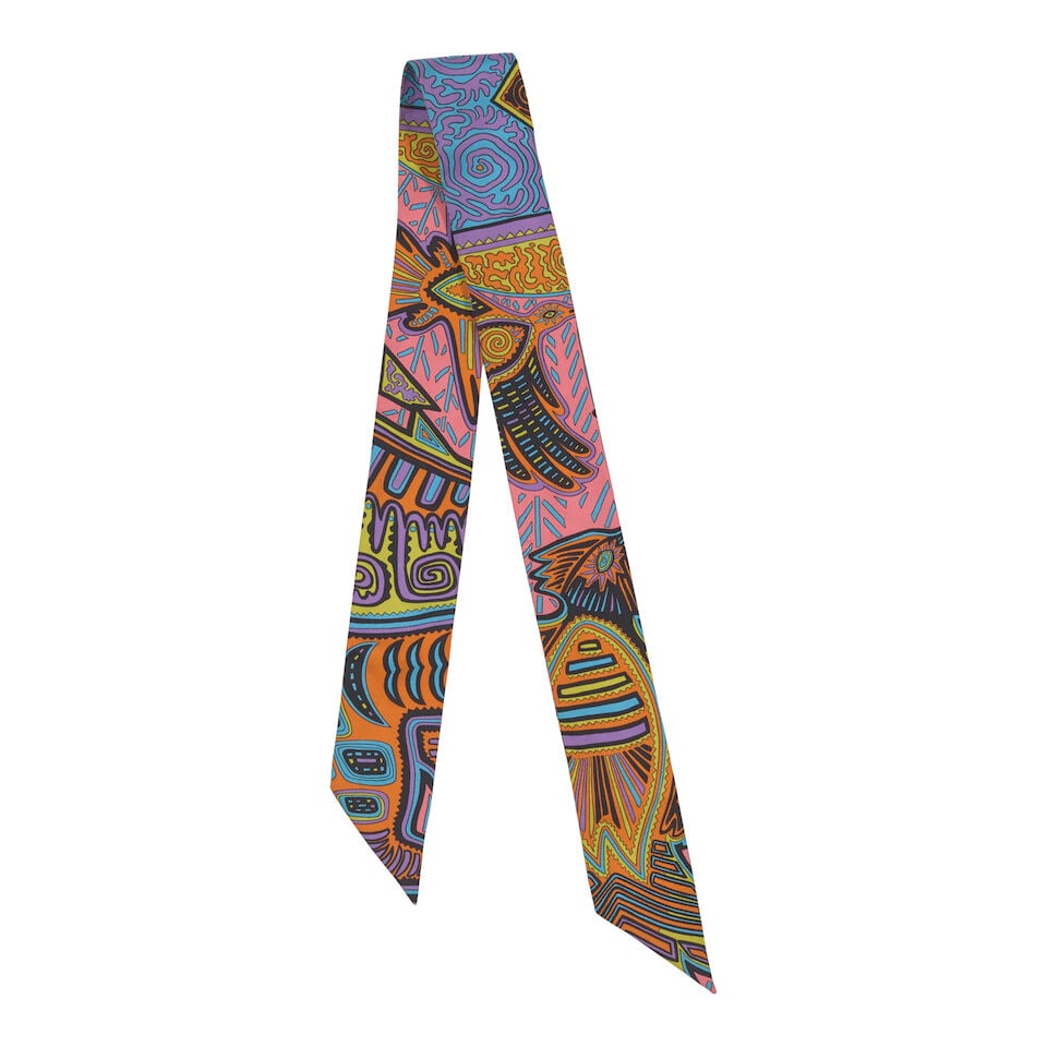 HERMÈS: LEGENDE KUNA PEUPLE DE PANAMA SILK TWILLY (1 of 2)