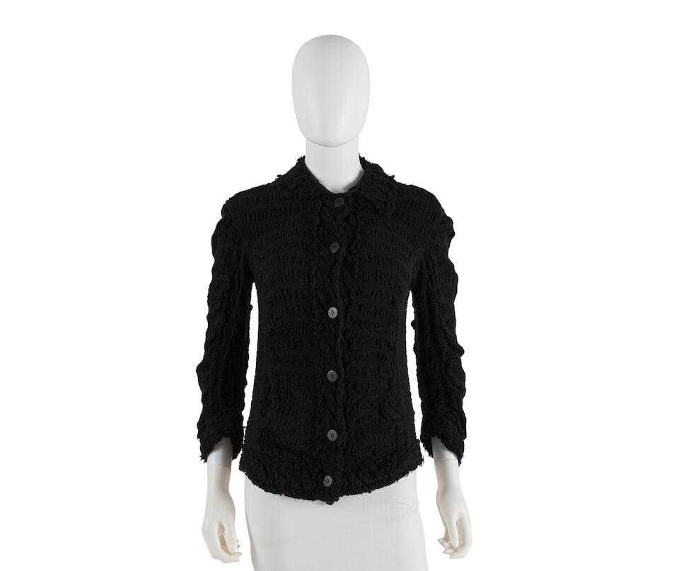 ISSEY MIYAKE CAULIFLOWER: BLACK RUCHED BUTTON UP TOP (1 of 3)