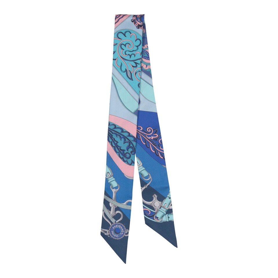 HERMÈS: FESTIVAL DES AMAZONES SILK TWILLY: HERMÈS: FESTIVAL DES AMAZONES SILK TWILLY • Printed Silk • Hand-Stitched Edges For further information on this lot please visit Bonhams.com For further information about this lot