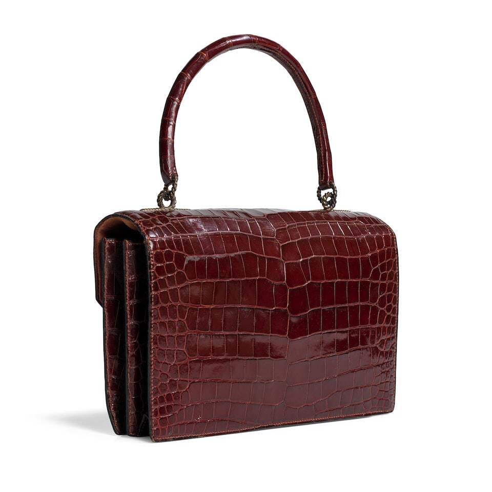 HERMÈS: BROWN CROCODILE CORDELIÈRE SHOULDER BAG 1950-1960 - 2