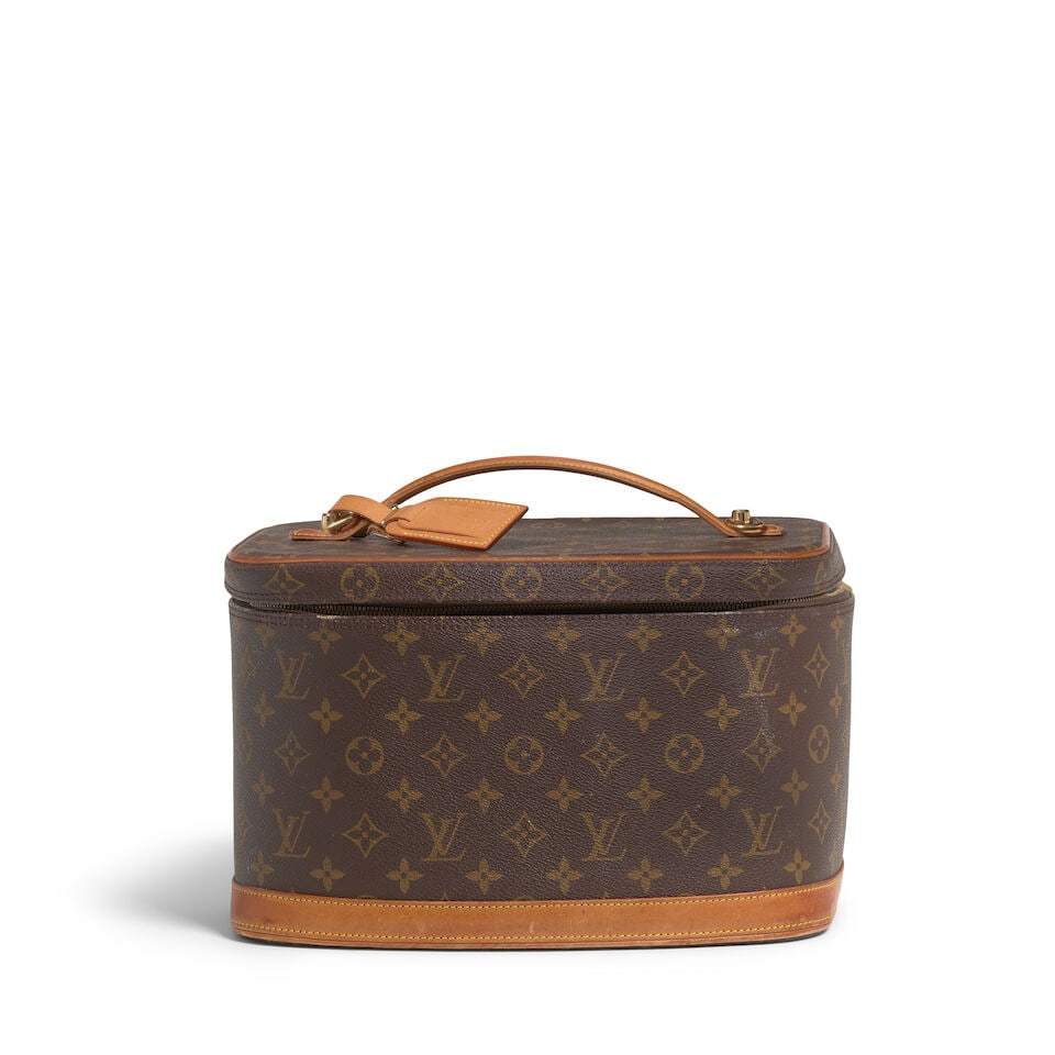 LOUIS VUITTON: MONOGRAM NICE BEAUTY CASE 1998 (1 of 2)