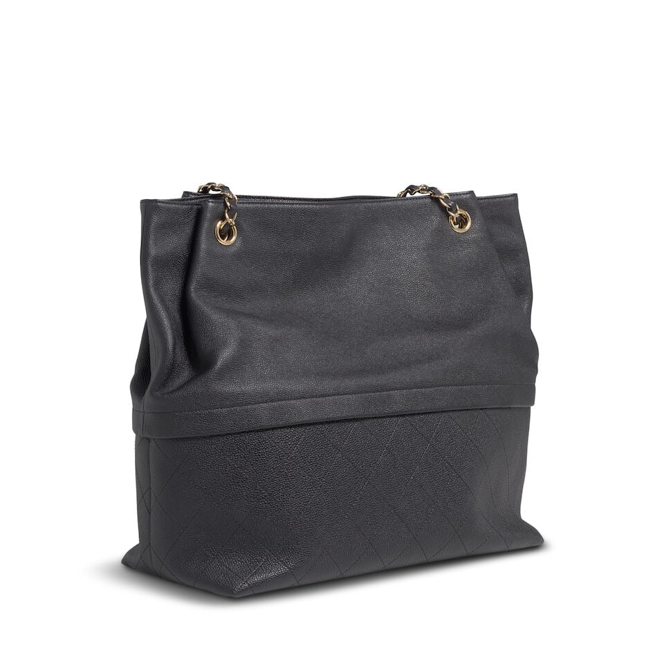 CHANEL: BLACK ZIP AND CARRY TOTE 2017-2018 - 2