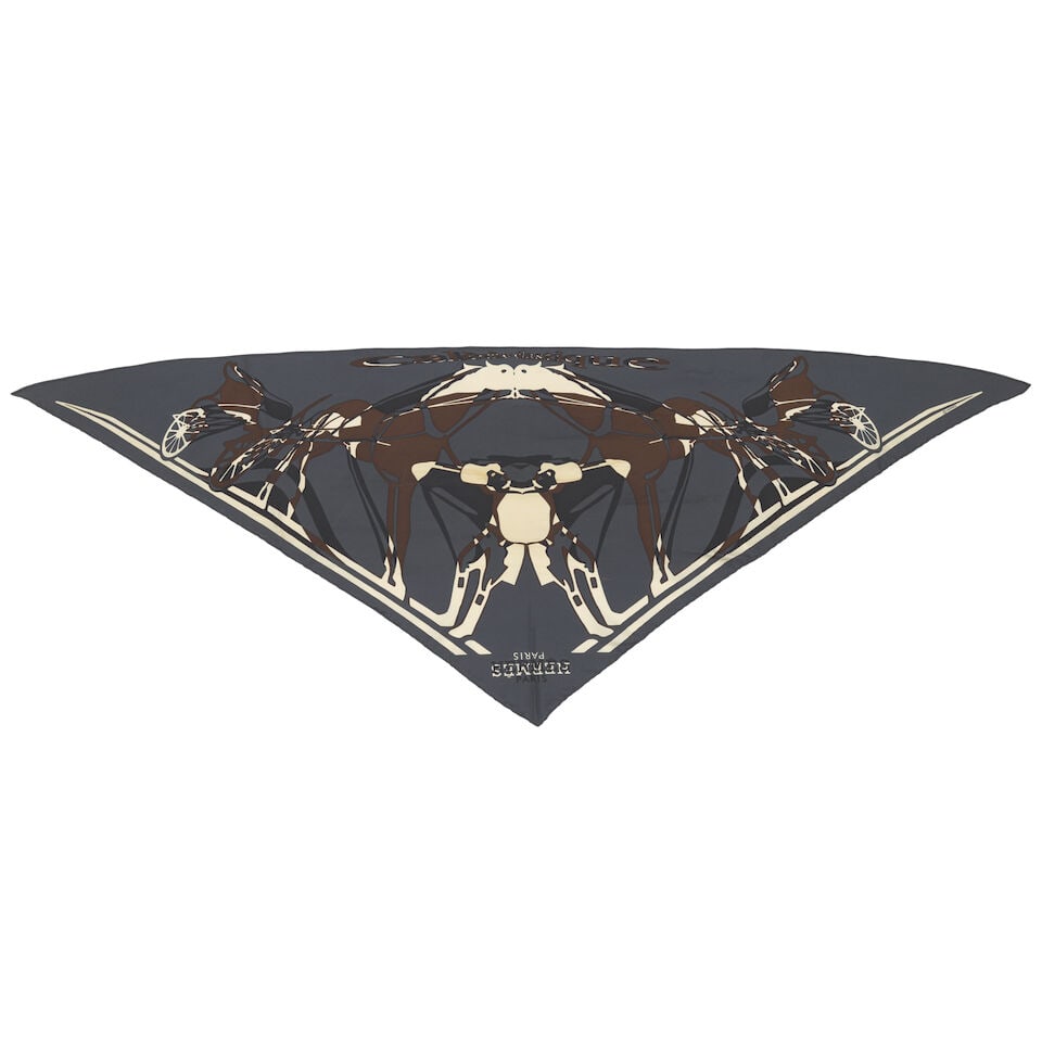 HERMÈS: CALECHE ELASTIQUE SILK POINTU SCARF (1 of 1)