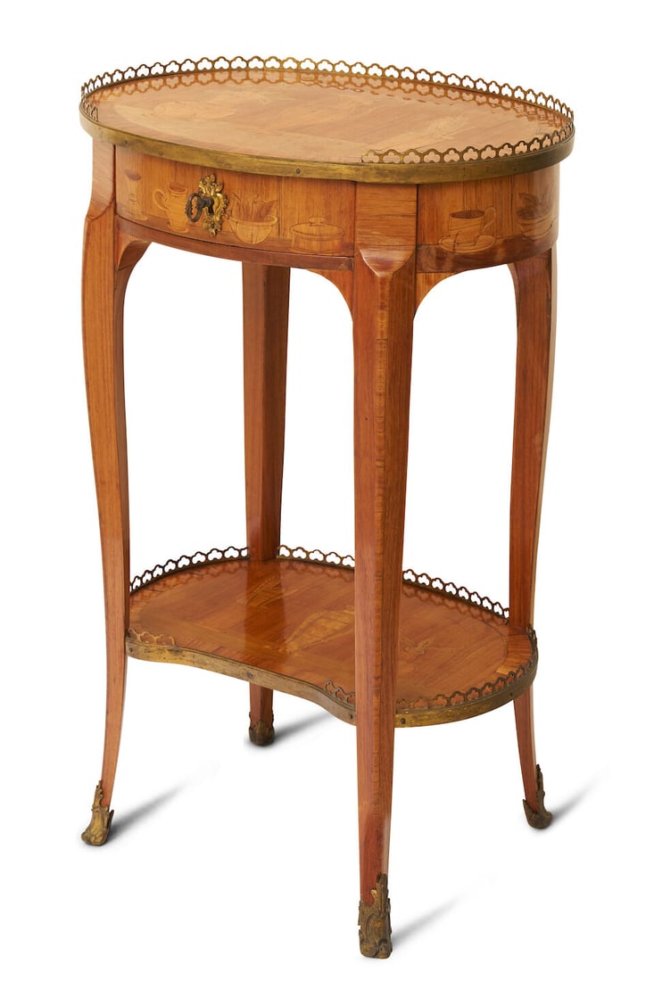 A petite Louis XVI occasional table, French, 18th century, - 3