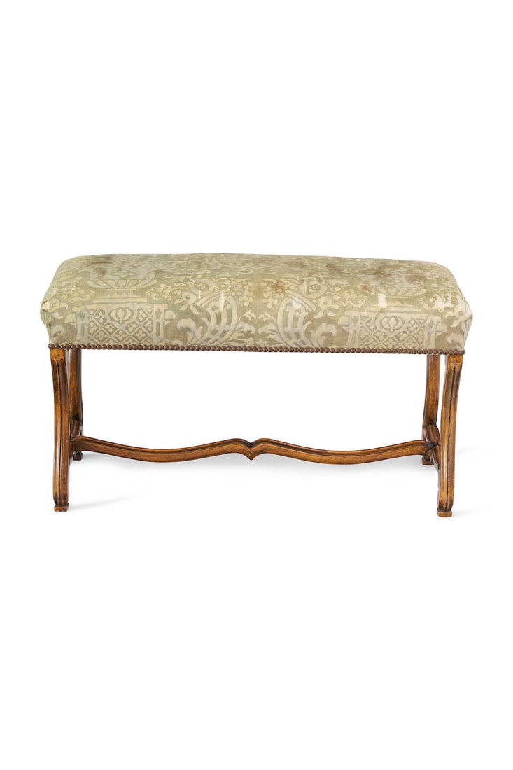A pair of Louis XV style window seats, contemporary production, (2) - 2