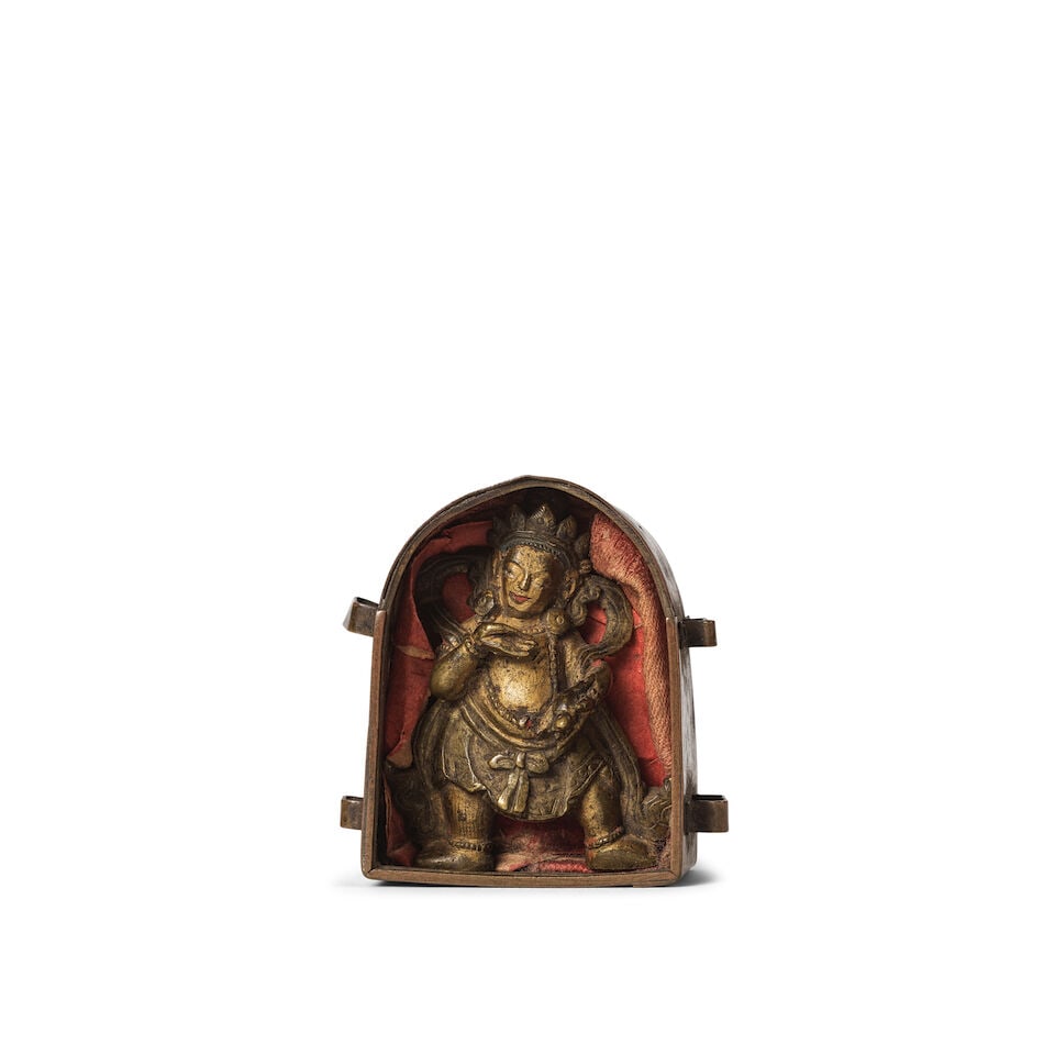 PETIT AUTEL PORTABLE AVEC STATUETTE EN BRONZE Tibet, XIXe siècle (2) (1 of 4)