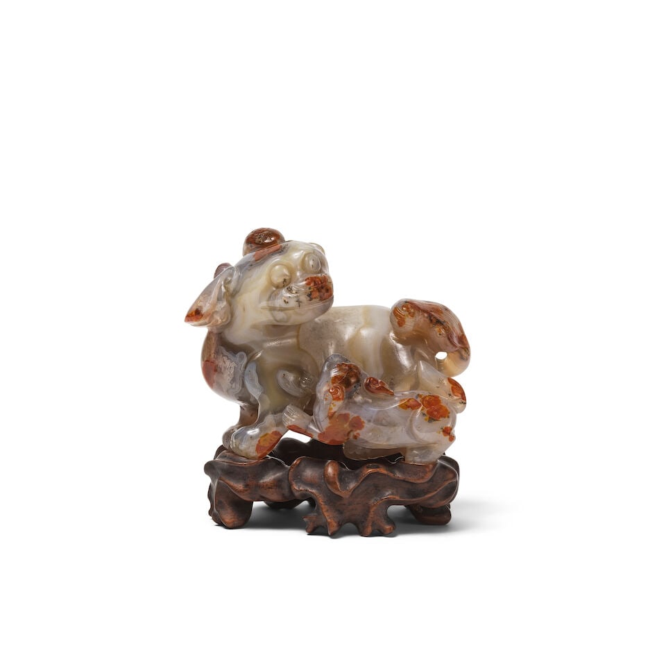 LION BOUDDHISTE EN AGATE SCULPTÉE Fin de la Dynastie Qing (1644-1911) (2) (1 of 4)