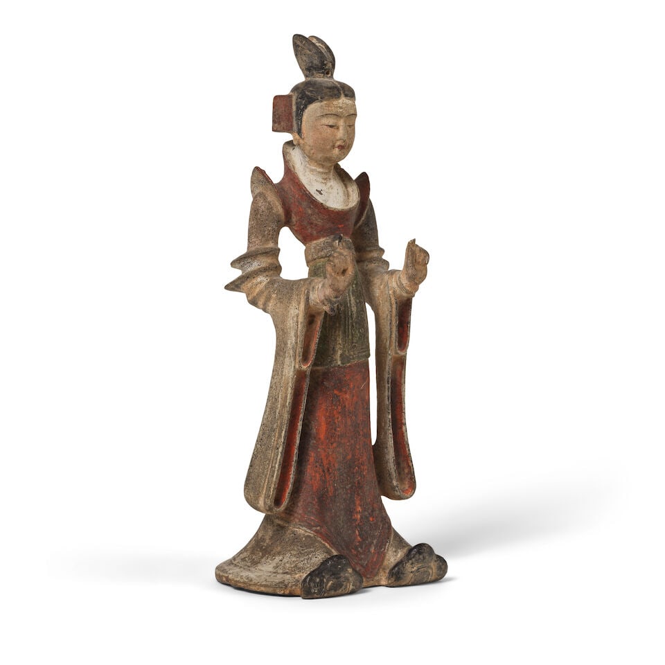 STATUETTE DE DAME DE COUR EN PIERRE POLYCHROME DE STYLE TANG XXe siècle - 3