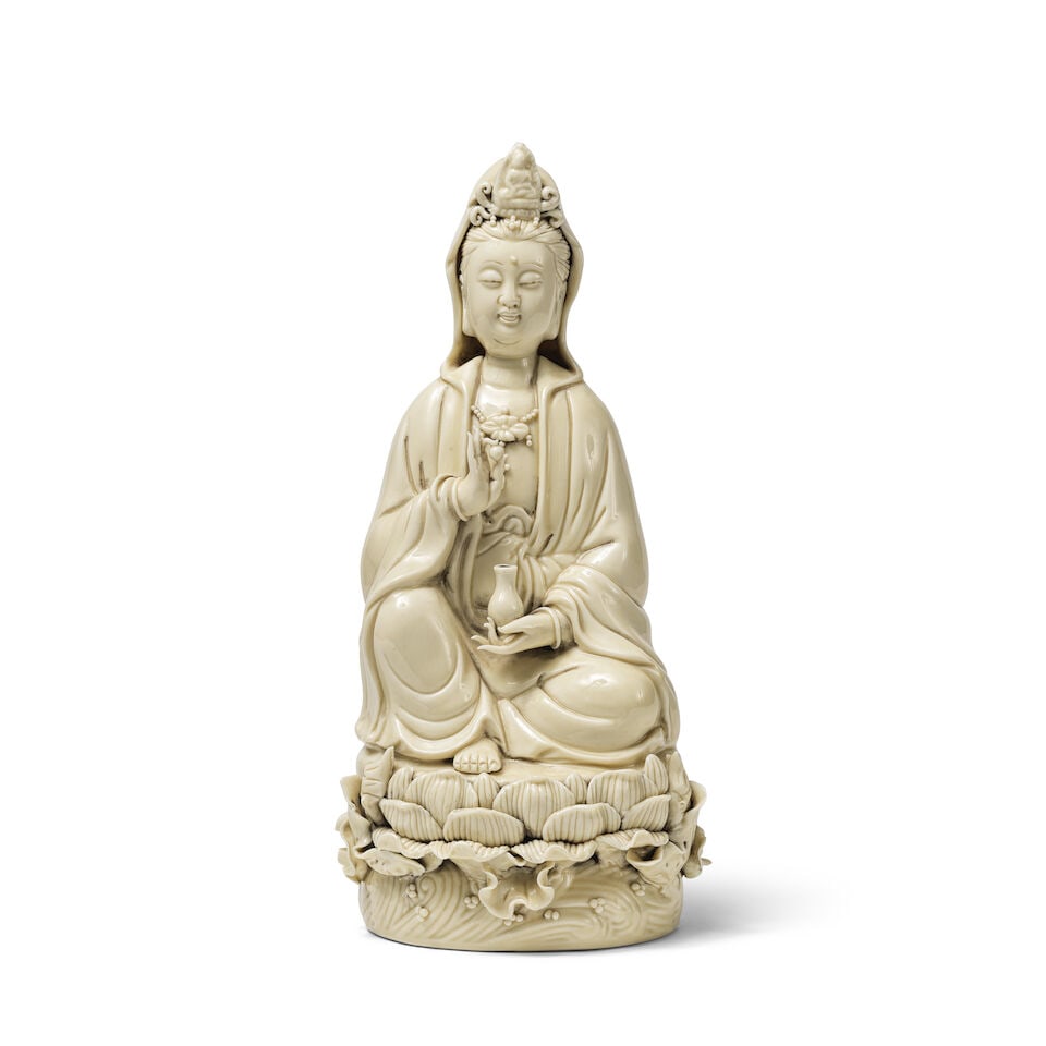 STATUETTE DE GUANYIN EN PORCELAINE BLANC DE CHINE XXe siècle (1 of 5)