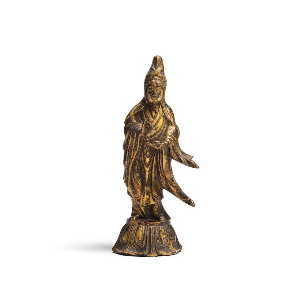 STATUETTE DE KANNON EN BRONZE DORÉ Japon, époque Edo (1615-1868): STATUETTE DE KANNON EN BRONZE DORÉ Japon, époque Edo (1615-1868) A GILT-BRONZE FIGURE OF A STANDING KANNON Japan, Edo period (1615-1868) 21 cm (8 1/4 in.) high Footnotes: Provenance: Collect