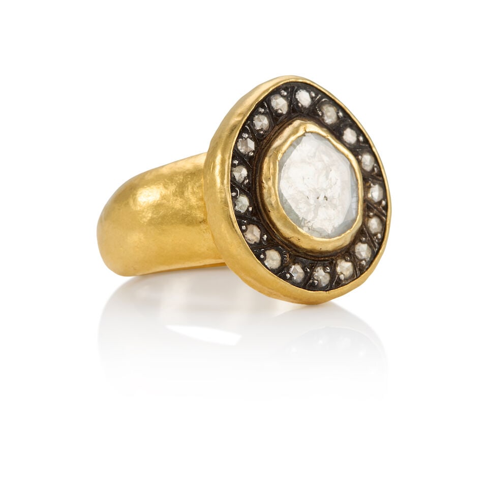 ARA: 23K GOLD AND DIAMOND RING - 2