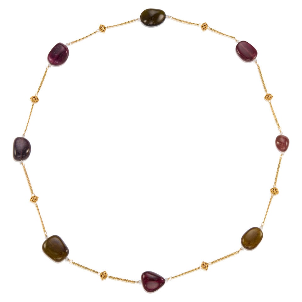 18K GOLD AND TOURMALINE NECKLACE: 18K GOLD AND TOURMALINE NECKLACE • 18k yellow gold • 8 tourmaline nugget beads measuring approximately 14.69 - 20.23 mm • Length 27 in. • Estimated gross weight: 52.1