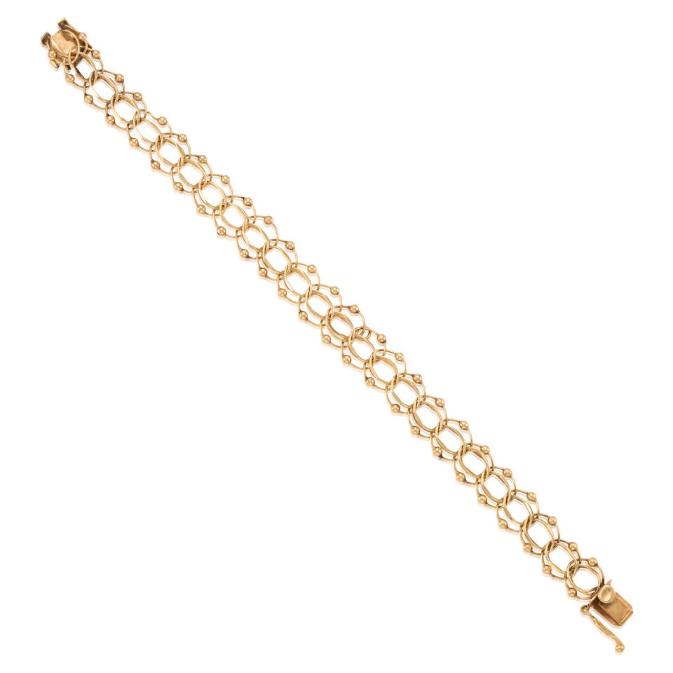 14K GOLD CHAIN BRACELET: 14K GOLD CHAIN BRACELET • 14k yellow gold • Length 7 1/4 in. • Estimated gross weight: 13.6 grams Footnotes: Overall condition, very good Metal stamped and tested for 14K gold Superf