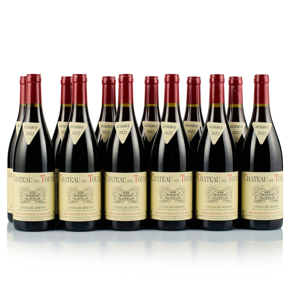 Château des Tours, Côtes du Rhône, 2022 (12 x 750ml): Château des Tours, Côtes du Rhône, 2022 (12 x 750ml) Region: Rhône Valley Fill Level: excellent Capsule: ok Cork: ok Label: 11x good appearance, 1x marked; 3x creased vintage
