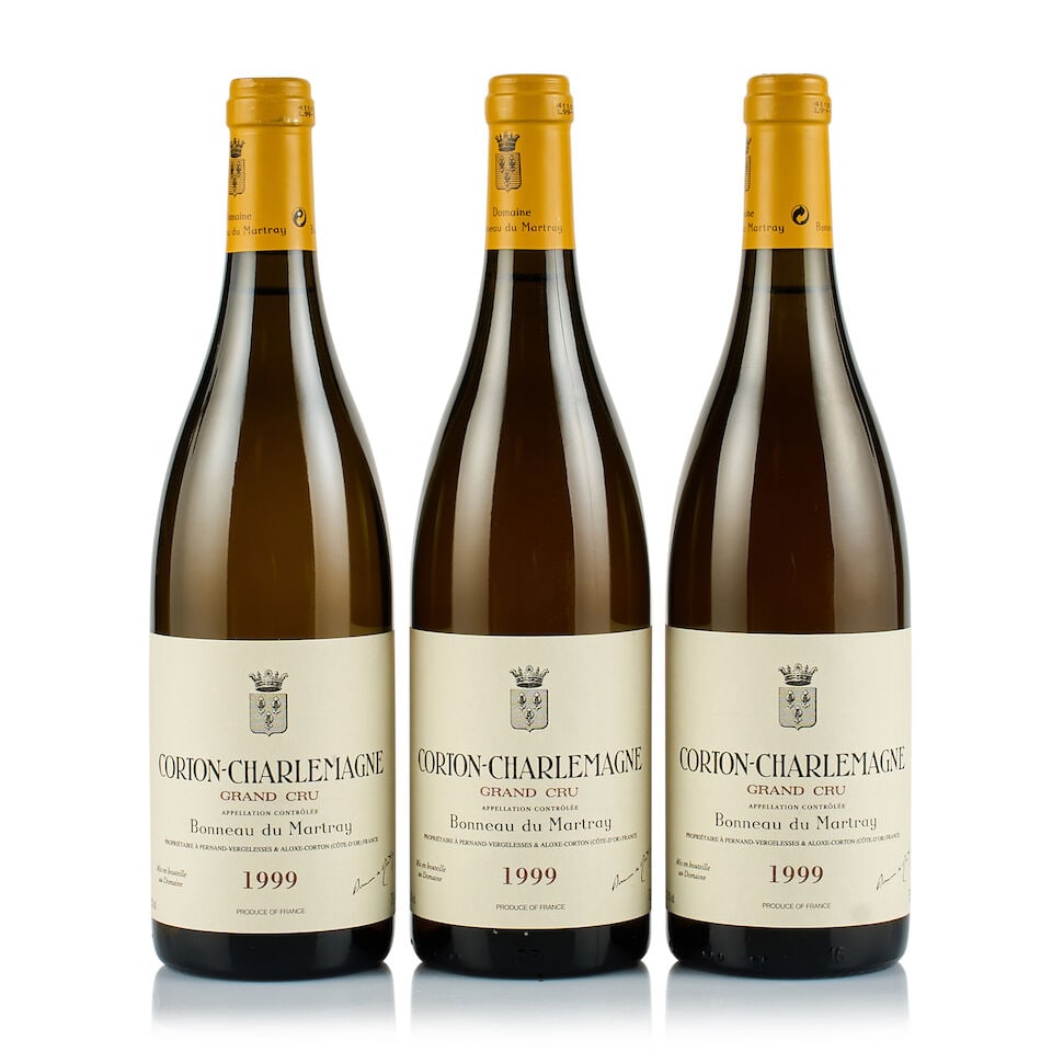 Domaine Bonneau du Martray, Corton-Charlemagne Grand Cru, 1999 (3 x 750ml): Domaine Bonneau du Martray, Corton-Charlemagne Grand Cru, 1999 (3 x 750ml) Region: Burgundy Fill Level: excellent Capsule: ok Cork: ok Label: excellent appearance Packaging: neutral carton Miscellaneo