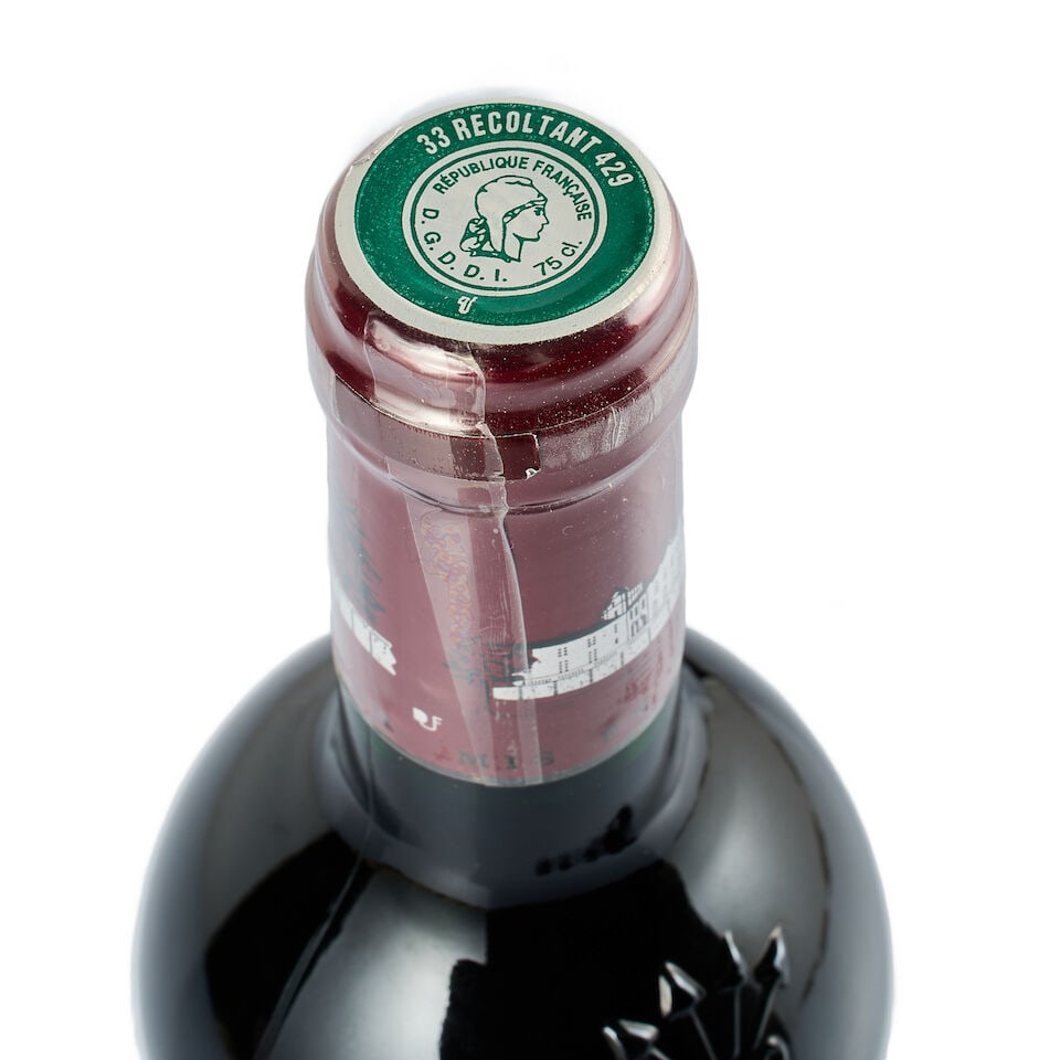 Château Lafite Rothschild, Pauillac, 1er Grand Cru Classé, 2000 (1 x 750ml) - 2