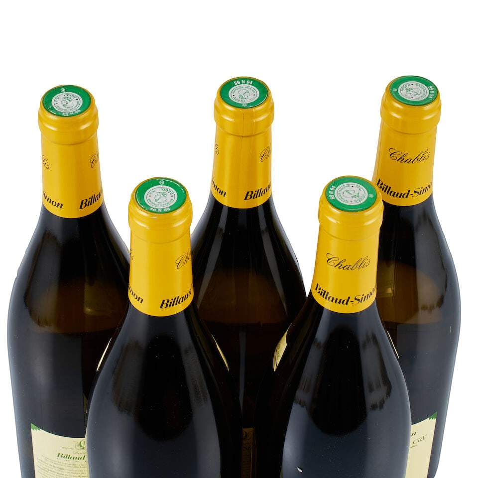 Mixed Lot of Domaine Billaud-Simon, Chablis, 2012 & 2017 (5 x 750ml) - 2