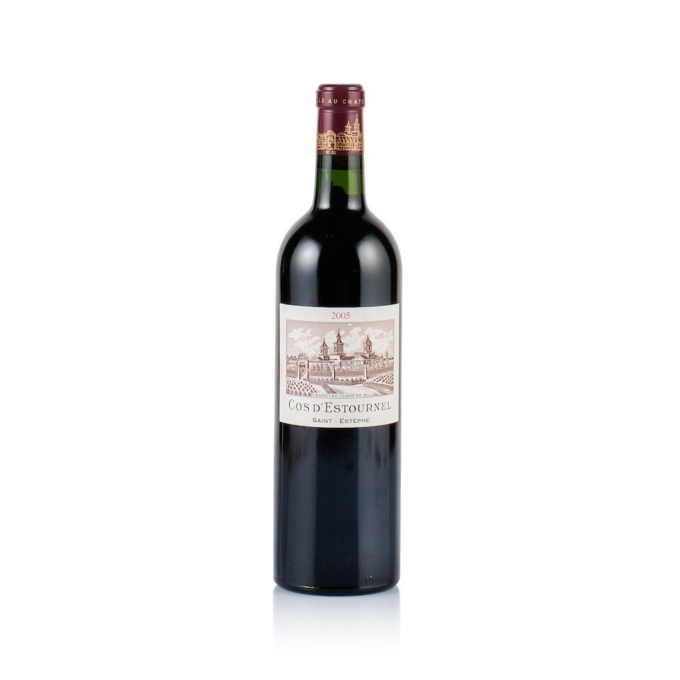 Château Cos d'Estournel, Saint-Estèphe, Grand Cru Classé, 2005 (1 x 750ml): Château Cos d'Estournel, Saint-Estèphe, Grand Cru Classé, 2005 (1 x 750ml) Region: Bordeaux Fill Level: into neck Capsule: ok Cork: ok Label: good appearance Packaging: neutral carton A